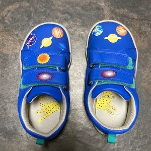 Ten Little Blue Shoes size 12